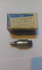 Opel Omega A Vectra A 1.8 Idle stop valve 90107382 GM - Picture 1 of 1