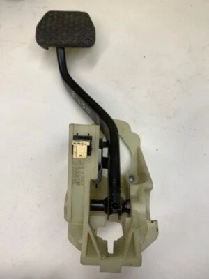 BMW 328I F30 2008 08 pedal de freno de pie OEM 35006860647 Foto 1 de 4