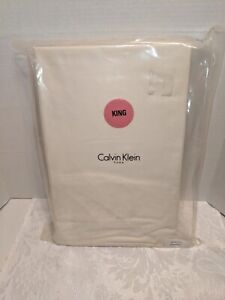 Calvin Klein Home Woven 100% Pure Combed Egyptian Cotton Satin Bed Skirt Creme