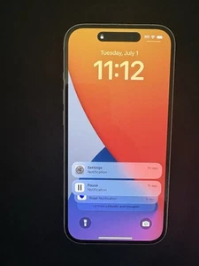 iPhone 15, unlocked. 128gb - Photo 1 sur 2