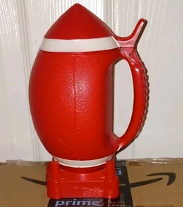 Rot-weißer Fußballstein Kunststoff. Schöner Zustand  - Bild 1 von 9