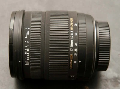 Sigma DC Macro 17-70mm F/2.8-4.5 Lens For Nikon - autofocus does not work - Image 1 of 4