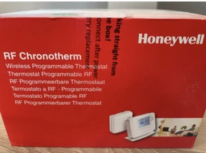 CMT927 7 full day wireless programmable room thermostat - Picture 1 of 4
