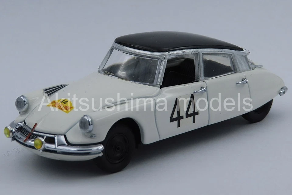 Rio RIO4750 1/43 Citroen DS19 Tour De Corse 1961 Trautmann Ogier Vincitore