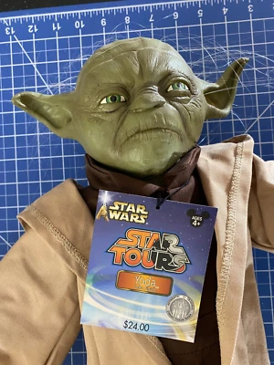 Figura de látex Yoda Star Wars de los parques de Disney Star Tours Foto 1 de 4