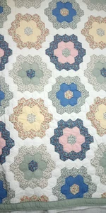 King Size Handmade Hand Quilted GRANDMOTHER'S FLOWER GARDEN Patchwork Quilt - Picture 1 of 9