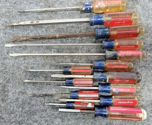 Lot Of 14 Craftsman Flat Head Screwdrivers Multiple Sizes - Picture 1 of 7