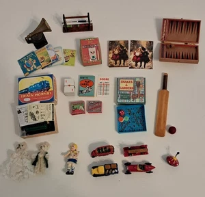 1/12 DOLLS HOUSE TOYS / GAMES - WARWICK MINIATURES - JOB LOT 1 - Picture 1 of 24