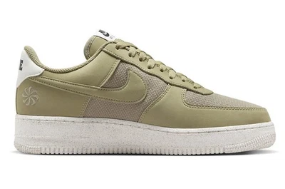 Hombre Nike Air Force 1 '07 LV8 Neutro Oliva/Neutro Oliva (FJ1954 200) - 10 Foto 1 de 4