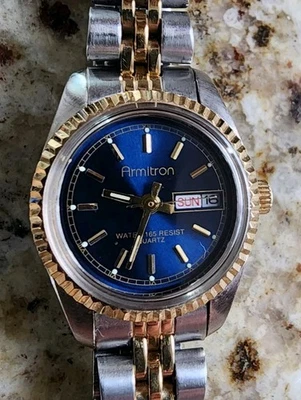 Reloj Armitron President vintage años 90 para dama, nuevo 🔋, excelente estado Foto 1 de 4