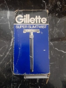 RARISSIMO RASOIO DI SICUREZZA VINTAGE ANNI 70 GILLETTE SUPER SLIMTWIST SUPER SILVER NUOVO! - Foto 1 di 8