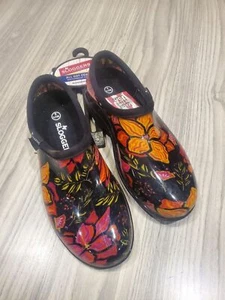 Sloggers Women’s Garden Rain Shoes Clogs Sz 6 Black PINK Red Poinsettia New - Photo 1/5