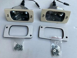 Escort Indicator Housing Flasher Units 1 x Pair Front fits MK1 1968-75 Ford - Picture 1 of 8