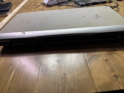 Reproductor de DVD Hitachi DV-P543U escaneo progresivo sin control remoto probado y funcionando Foto 1 de 4