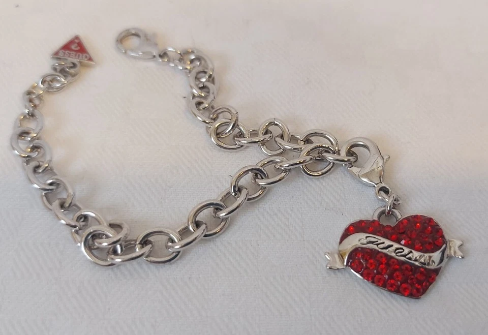 Guess Armkette Brasselet Armschmuck mit Herz Anhänger Rot - Bild 1 von 4