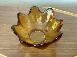 Vintage Amber Glass Lotus Flower Bowl Decorative Bowl 5.5” - Picture 1 of 7