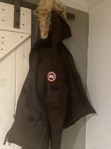 canada goose Montebello Parka - Picture 1 of 9