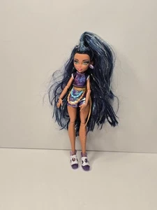 Monster High G3 2023 Monster Ball Party Cleo de Nile "Outfit non originale" - Foto 1 di 3