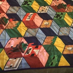 Minecraft Plush Weighted Blanket 38x48 Kids Bedding - Picture 1 of 4