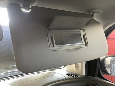 Used Right Sun Visor fits: 2009 Nissan Cube without illumination Right Grade A - Image 1 of 4