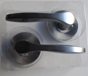 Gainsborough Satin Chrome Carla Privacy Leverset with all parts for installation - Picture 1 of 12