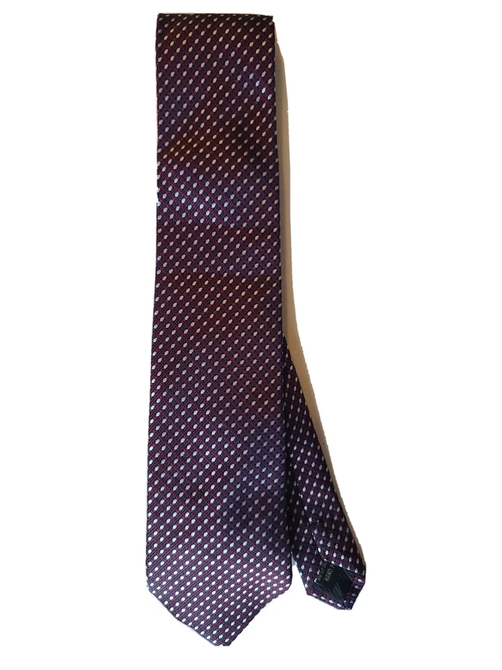 Tie Majestic Foto 1 de 3