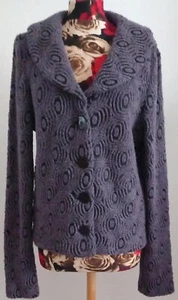 Maren Hesse Schalkragenjacke Pflaume Gr. M Naturtextilien Neu - Bild 1 von 3