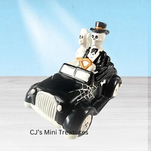 Halloween Wedding Cookie Jar Skeleton And Bride In Convertible Car Couple New - Picture 1 of 8