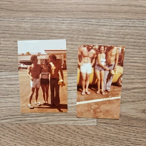 VINTAGE 1970'S MUSCULAR SHIRTLESS AMERICAN MEN W/ WOMAN GAY INTEREST PHOTO SET - Picture 1 of 8