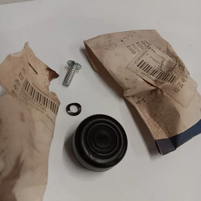 NOS 1968 - 1972 福特水星野马美洲狮车窗曲柄旋钮 D1AZ6523352C 黑色 — 第 1/4 张图片