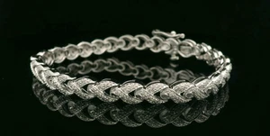 18ct White Gold & 2.00ct Diamond Bracelet - 17.5cm Long - Picture 1 of 11