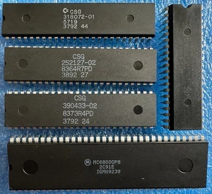 5x CHIP; PAULA 8364R7/DENISE 8362R8/GARY CBM 5719/Kick 1.3 JAPÓN/MC68000P8 - Imagen 1 de 1