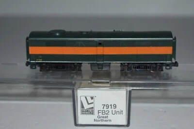 N Scale Life-Like 7919 Great Northern FB2 Diesel Locomotive C33346 - Image 1 of 3