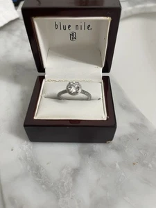 Blue Nile Rnd Cut Diamond Ring In Platinum VVS2 G 1.08 Carat,54Mcr p $17.000 S 7 - Picture 1 of 14