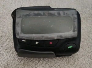 Buscador de pantalla ATI corporativo inalámbrico con clip para cinturón, pitido - Imagen 1 de 4