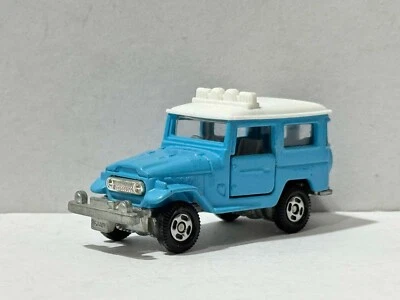 Tomica TAM Toyota Automobile Museum Toyota Landcruiser No. 2 Hechos en China Sueltos Foto 1 de 4