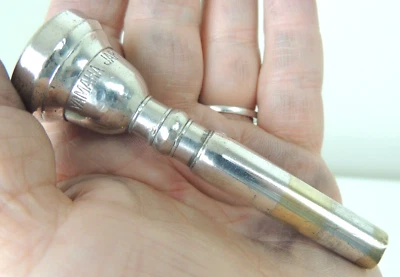 Boquilla trompeta Yamaha Japón 11 chapada en plata años 70 limpia y desinfectada Foto 1 de 4