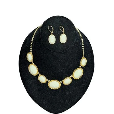 Monet Necklace & Earrings Set White Enamel Gold Tone Beveled Bead 10.5" Signed - Image 1 of 4