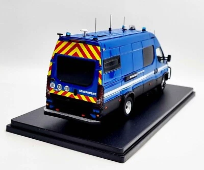 Veicolo Miniatura Di Comando IVECO Daily 2023 Furgone PC GENDARMERIE 1/43 - Immagine 1 di 4