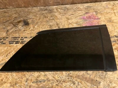 MERCEDES BENZ GL CLASS OEM 07-12 REAR RIGHT QUARTER PANEL TRUNK WINDOW GLASS  - Image 1 of 4