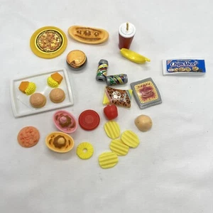 Lotto cibo Barbie Mattel torta Sundaes banane patatine pizza banana split lotto 7 - Foto 1 di 6