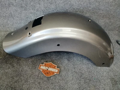 OEM HARLEY-DAVIDSON 2014-23 CVO FLHTKSE PALLADIUM SILVER REAR FENDER 59500293DXM - Image 1 of 4