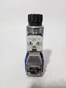 VÁLVULA CONTROL DIRECCIONAL REXROTH M-3SEW 6 U37/420MG96N9K4/P, R900203539 - Imagen 1 de 5