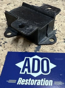 BMC Austin/Morris 1100/1300 engine mounting - clutch housing end - new old stock - Picture 1 of 5
