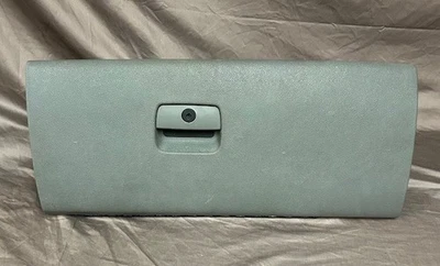 OEM, GLOVEBOX, GM, DARK GRAY, 2007-2014 CHEVY TAHOE, SILVERADO, SUBURBAN - Изображение 1 из 4