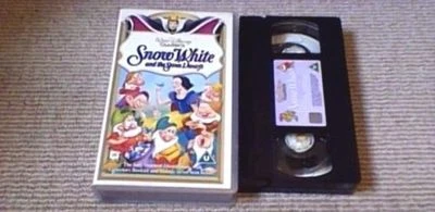 Snow White And The Seven Dwarfs WALT DISNEY CLASSIC UK PAL VHS VIDEO Remastered - Image 1 of 2