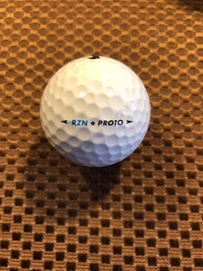 LOGOTIPO PELOTA DE GOLF-NIKE RZN PLATINUM... BOLA PROTOTIPO......9.5/10 - Imagen 1 de 2