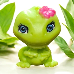 Polly Pocket Color Change Beach Swim Pack Cutant Lizard Cameleon 2012 - Picture 1 of 4