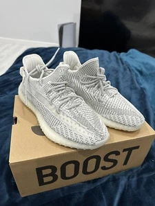 Size 10.5 - adidas Yeezy Boost 350 V2 Static Non-Reflective - Picture 1 of 4