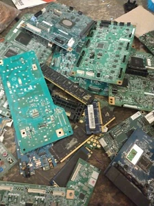 1O+ Pounds Electronic Boards for gold recovery 90% Prepped Scrap - Picture 1 of 13